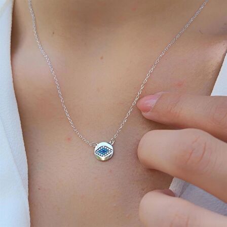 Zirkon Taşlı Minimal Göz Kolye