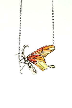 Mine işçiliğinde kelebek Figürlü tasarım gümüş kolye