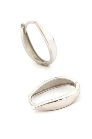 İtalyan tasarımı gümüş modern oval  halka küpe