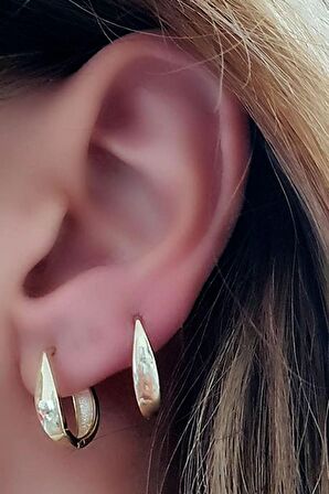 gümüş altın kaplama oval halka küpe ( Küpe çapı 1.5 cm dir ) 