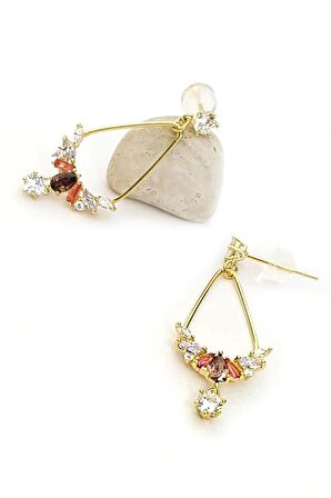 Swarovski taşlı italyan tasarımı gümüş üzerine altın kaplama trend küpe