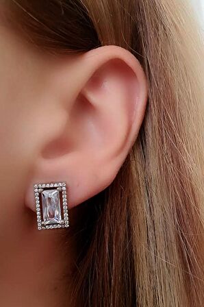 pırlanta ışıltısında swarovski taşlı gümüş tek taş küpe