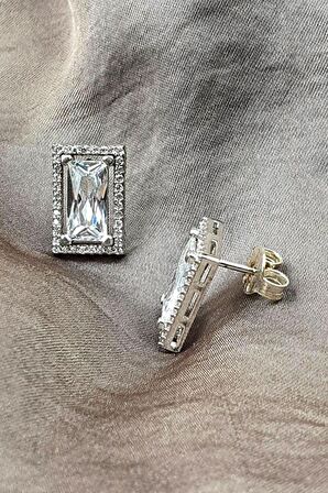 pırlanta ışıltısında swarovski taşlı gümüş tek taş küpe