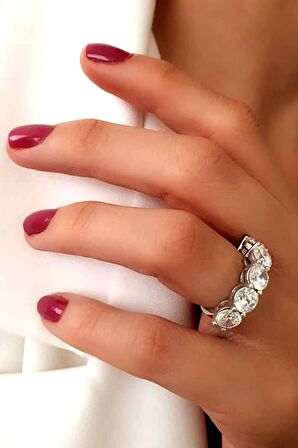 SKY DIAMOND Beştaş yüzük