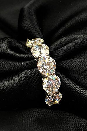 SKY DIAMOND Beştaş yüzük