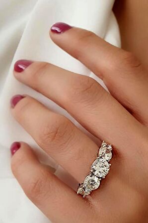 SKY DIAMOND süzme prenses kesim gümüş beştaş yüzük 