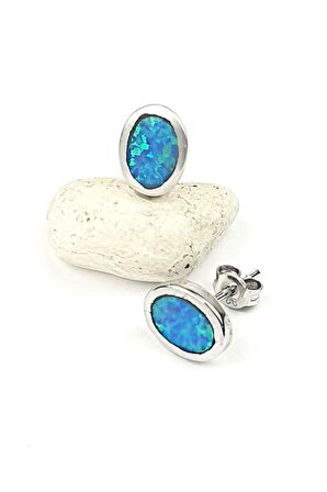 Opal taşlı oval gümüş küpe
