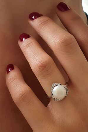 Zirkon taşlı gümüş incili yüzük