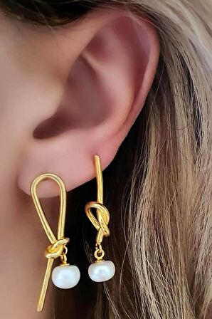 Inci detaylı gümüş altın kaplama tasarım küpe