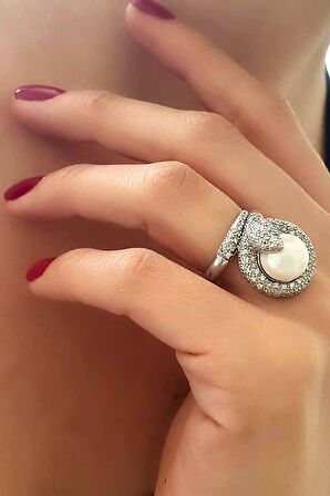 Yılan figürlü gümüş zirkon taşlı tasarım yüzük