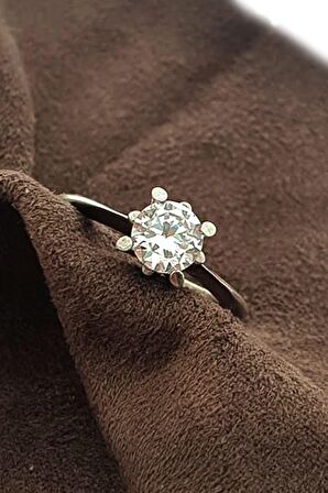 Swarovski taşlı gümüş tek taş yüzük