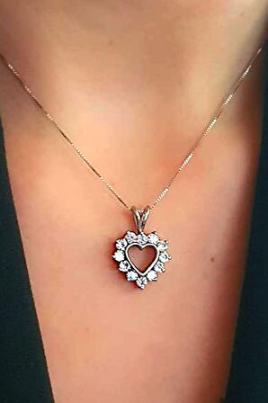 Zirkon taşlı gümüş kalp kolye