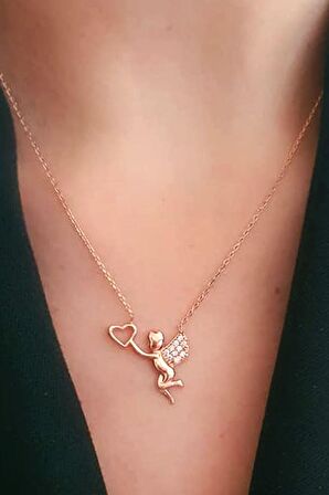 Aşk meleği figürlü gümüş rose kolye