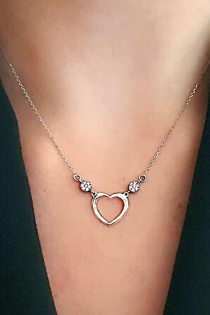 Kalp figürlü gümüş zirkon taşlı kolye