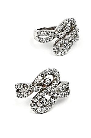 Pırlanta ışıltısında zirkon taşlı gümüş modern yüzük