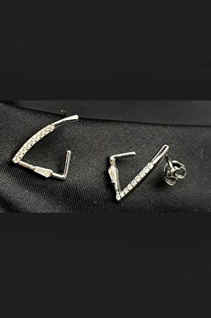 pırlanta ışıltısında zirkon taşlı gümüş tasarım küpe 