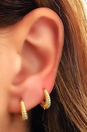 Altın işçiliğinde 925 ayar gümüş burgu halka küpe 0.5 cm çap