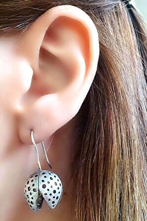 Lale figürlü el işi tasarım gümüş küpe 