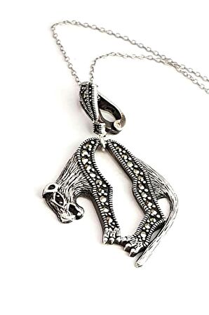 Kaplan figürlü gümüş tasarım markazit taş detaylı kolye 