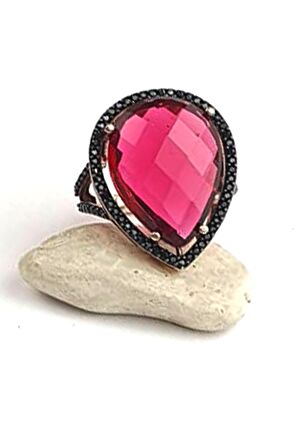 Fuşya pembe zirkon taşlı oniks taş detaylı gümüş rose damla yüzük 