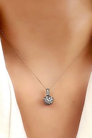 Zirkon taşlı gümüş minimal kolye 