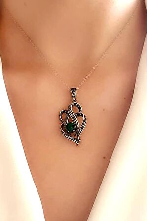 Yeşil akik taşlı markazit taş detaylı gümüş tasarım kolye 