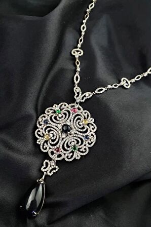 pırlanta ışıltısında zirkon taşlı gümüş lüks tasarım kolye