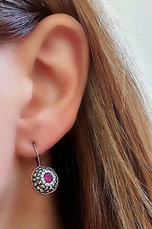 Swarovski taşlı Kök yakut taşlı gümüş otantik küpe