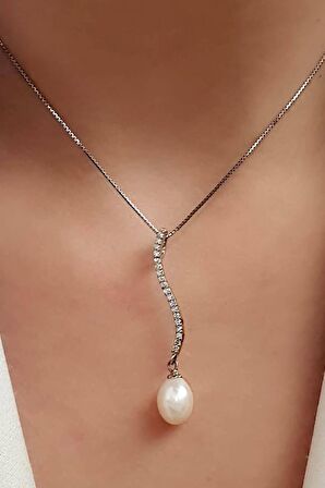 Zirkon taş detaylı 925 ayar gümüş inci kolye