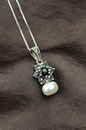 Markazit oniks taş detaylı 925 ayar gümüş minimal inci kolye