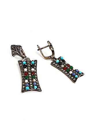 Doğal renkli taşlı markazit taş detaylı 925 ayar gümüş küpe