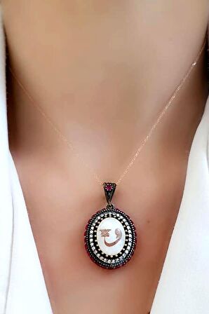 Kök yakut taşlı zirkon sedef üzerine vav işçilikli 925 ayar gümüş kolye 