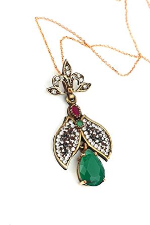 Kök zümrüt taşlı swarovski taş detaylı 925 ayar gümüş otantik kolye 