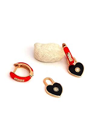 Kalp figürlü 925 ayar gümüş mineli trend küpe