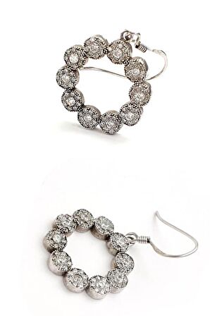 Pırlanta ışıltısında zirkon taşlı 925 ayar gümüş çiçek küpe