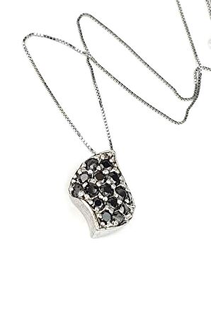 Oniks taşlı 925ayar gümüş modern kolyeOniks taşlı 925ayar gümüş modern kolye