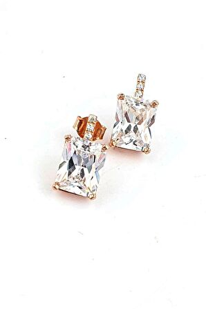 Pırlanta parlaklığında Swarovski Taşlı 925ayar Gümüş Üzerine Rose Altın Kaplama Baget Küpe