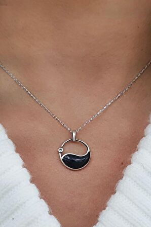 925 ayar Gümüş Oniks Taşlı Tasarım Kolye 