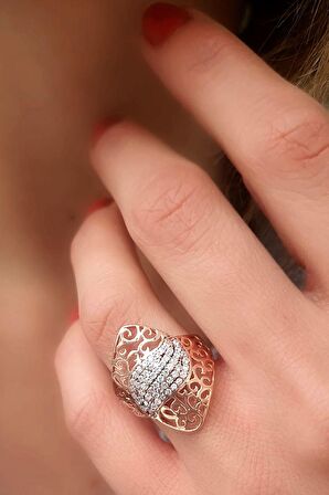 Zirkon Taşlı 925 ayar Gümüş Rose Yüzük