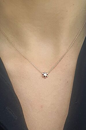 Kar Tanesi Figürlü 925 ayar Gümüş Rose Minimal Kolye