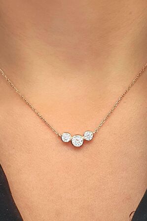 Pırlanta Parlaklığında Zirkon Taşlı 925 ayar Gümüş Rose Tria Kolye