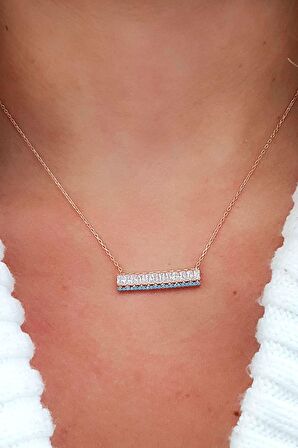 Baget zirkon ve turkuaz Taş Detaylı 925 ayar Gümüş Rose Kolye 