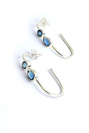 Aquamarin Taşlı 925 ayar Gümüş Yarım Halka Oval Küpe