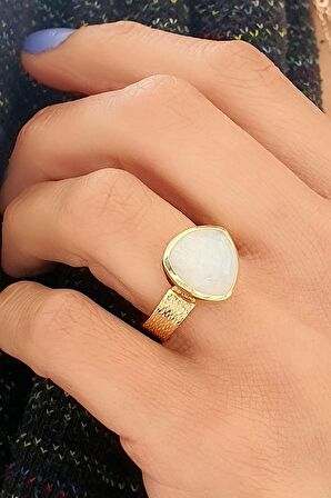 Doğal Ay Taşı 925ayar Gümüş Üzerine Altın Kaplama Tasarım Yüzük 