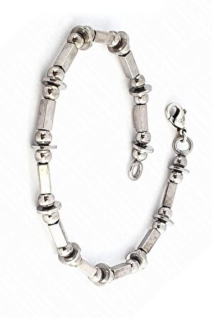 925ayar Gümüş Tasarım El İşi Bileklik 925ayar Gümüş Tasarım El İşi Bileklik 