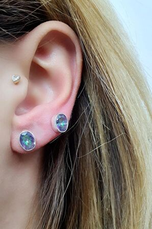 Mistik Topaz Taşlı 925 ayar Gümüş Oval Küpe 