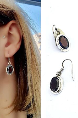 Granat Taşlı 925ayar Gümüş Oval Küpe