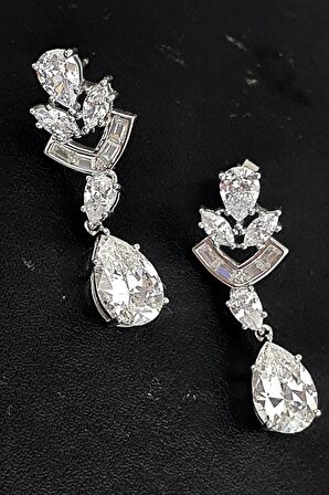 Sky Diamond Taşlı 925ayar Gümüş Şık Tasarım Küpe 