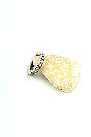 Zirkon Taş Detaylı 925ayar Gümüş Tragus Kıkırdak Minimal Tek Halka Küpe