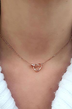  Zirkon Taş Detaylı 925ayar Gümüş Üzerine Rose Altın Kaplama Kalp Kolye 